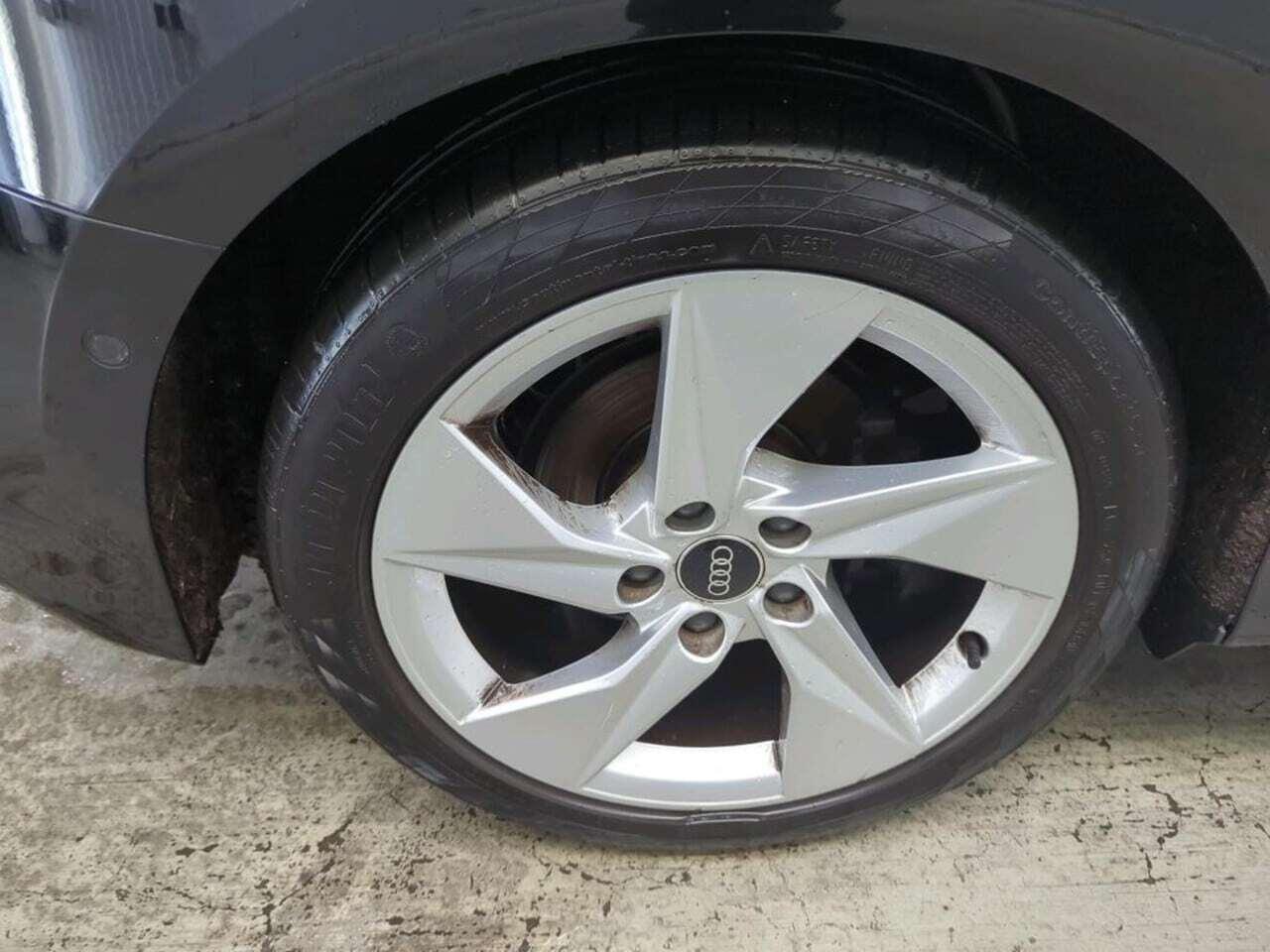 AUDI A3 Sportback 35 TFSI S edition photo