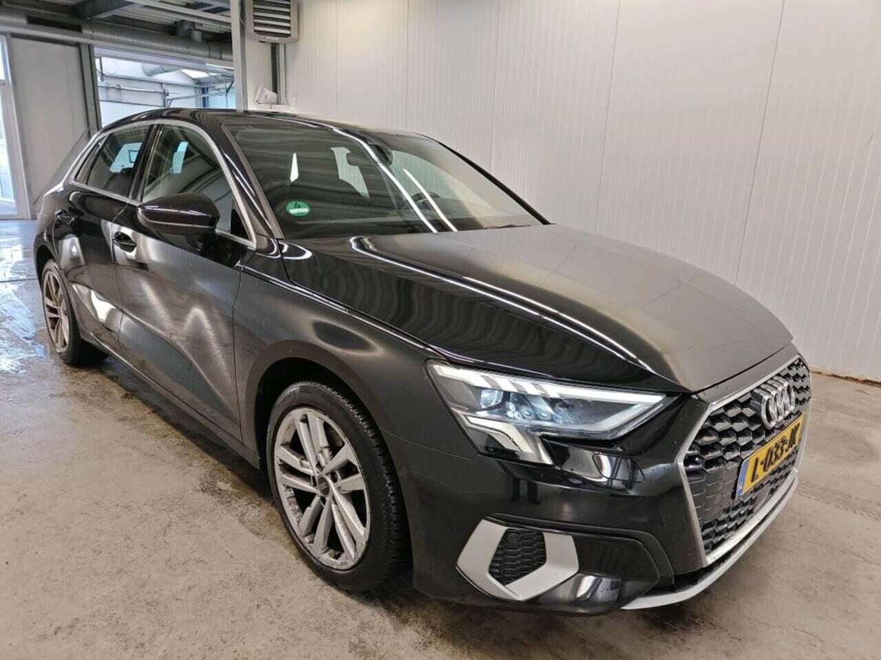 AUDI A3 Sportback 30 TDI Bns edition photo