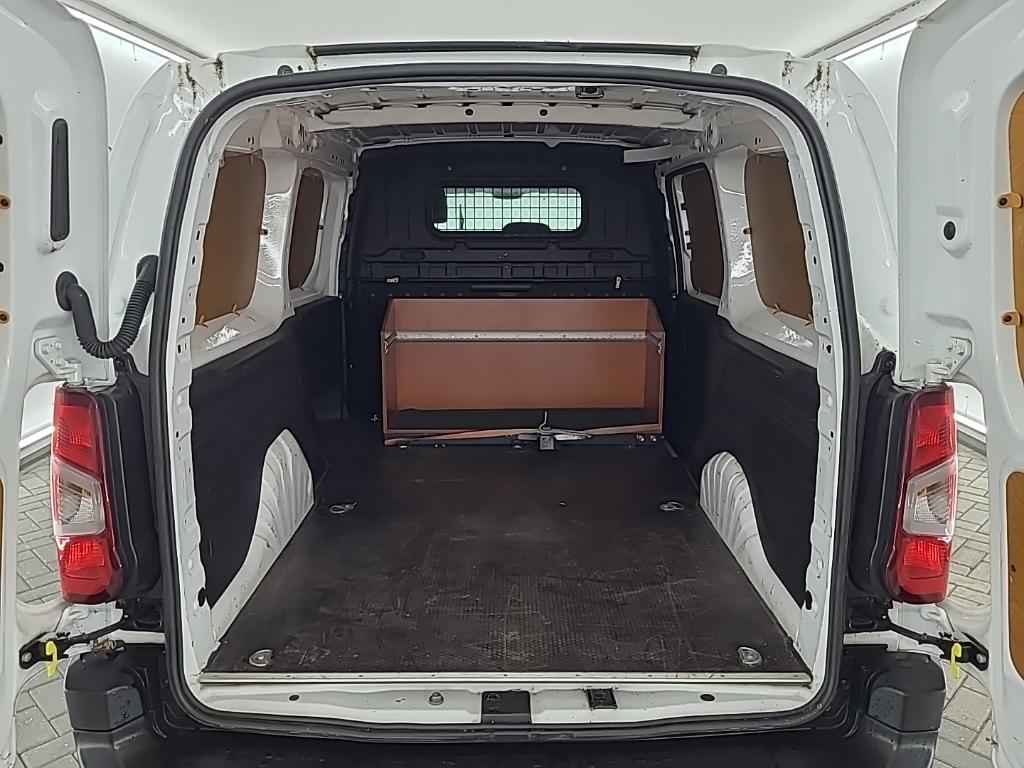 OPEL Combo L2H1 1.5D 75kW S/S Edition 2.4T 4D photo