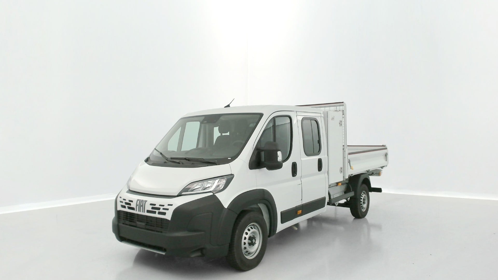 Fiat Ducato Maxi (Heavy Duty) L4 3.5t 2.2L 180 hp photo