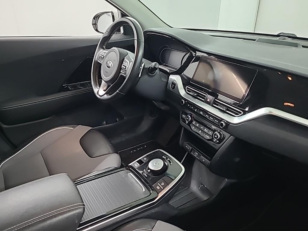 KIA e-Niro 64kWh DynamicLine 5D 150kW photo