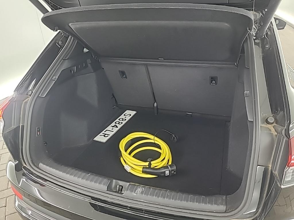 AUDI Q4 e-tron 40 e-tron Laun.Edit.S Comp.150kW Athlon Edition photo