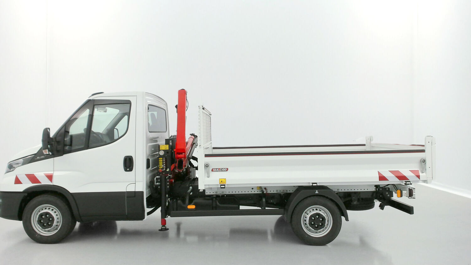 Iveco Daily 35S14H 3750 2.3 136ch Benne Alu JPM + Grue PK 2900 photo