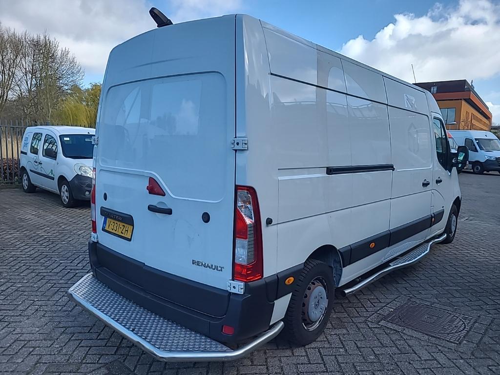 RENAULT Master GB Z.E. 33 kWh L3H2 T31 FWD 4D photo