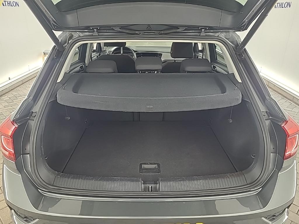 VOLKSWAGEN T-Roc 1.0 TSI 81kW Style Business 5D photo