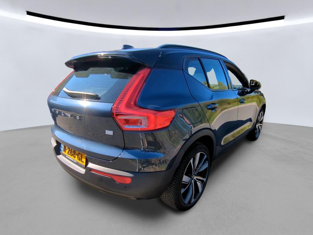 VOLVO XC40 143 kW photo