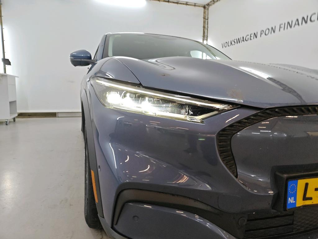 FORD Mustang Mach-E 210 kW photo