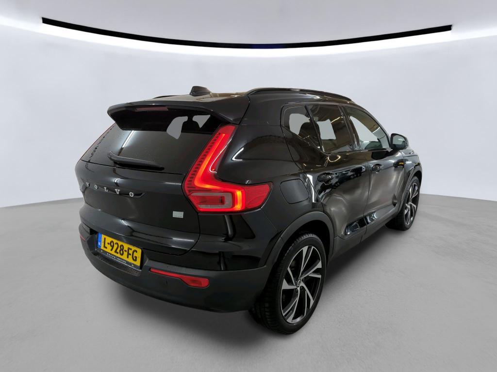 VOLVO XC40 132 kW photo