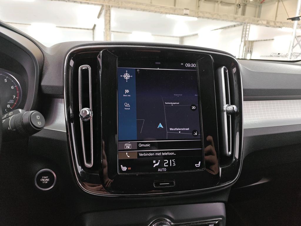 VOLVO XC40 120 kW photo