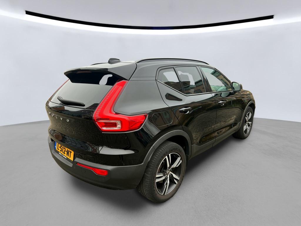VOLVO XC40 95 kW photo