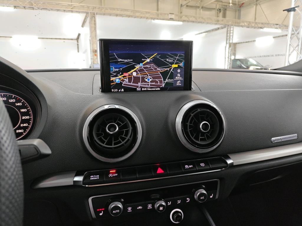 AUDI A3 Limousine 110 kW photo