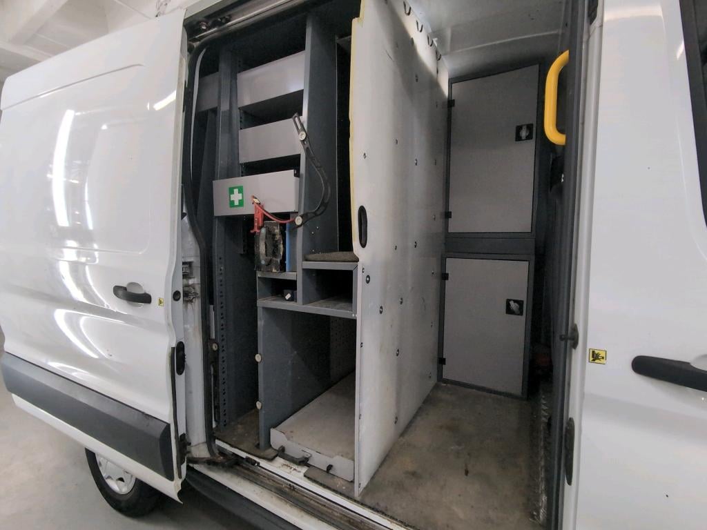 FORD TRANSIT 2T 350M FOU MWB HR DSL 2.0 TDCi L2H2 Trend photo