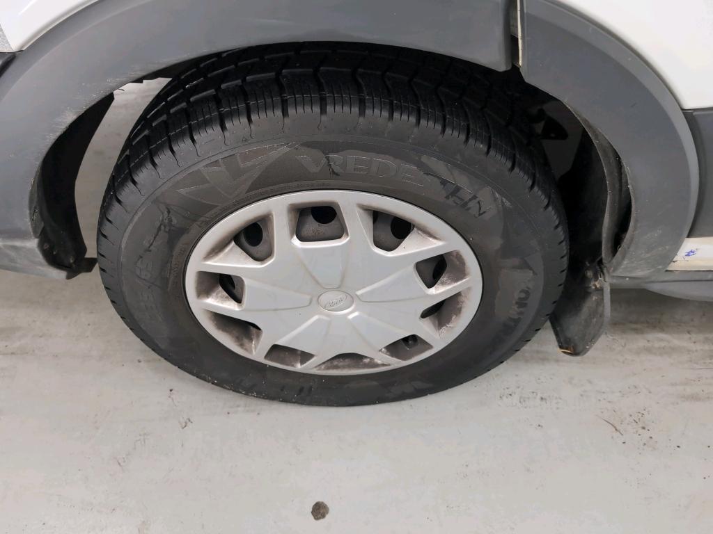 FORD TRANSIT 2T 350M FOU MWB HR DSL 2.0 TDCi L2H2 Trend STOCK photo