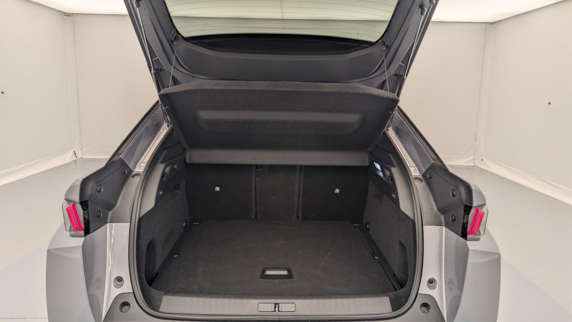 Peugeot 3008 Hybrid 145 e-DCS6 Allure photo