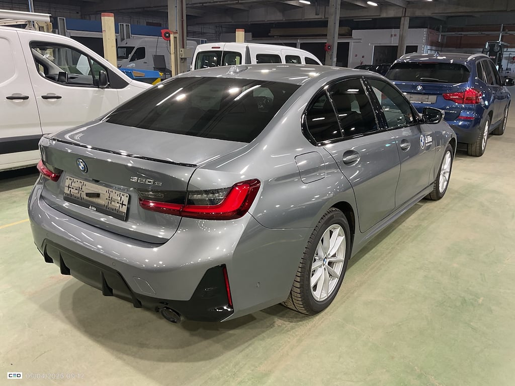 BMW 3 SERIES BERLINE 2.0 320E BERLINE 19 M alloy wheels 791 photo