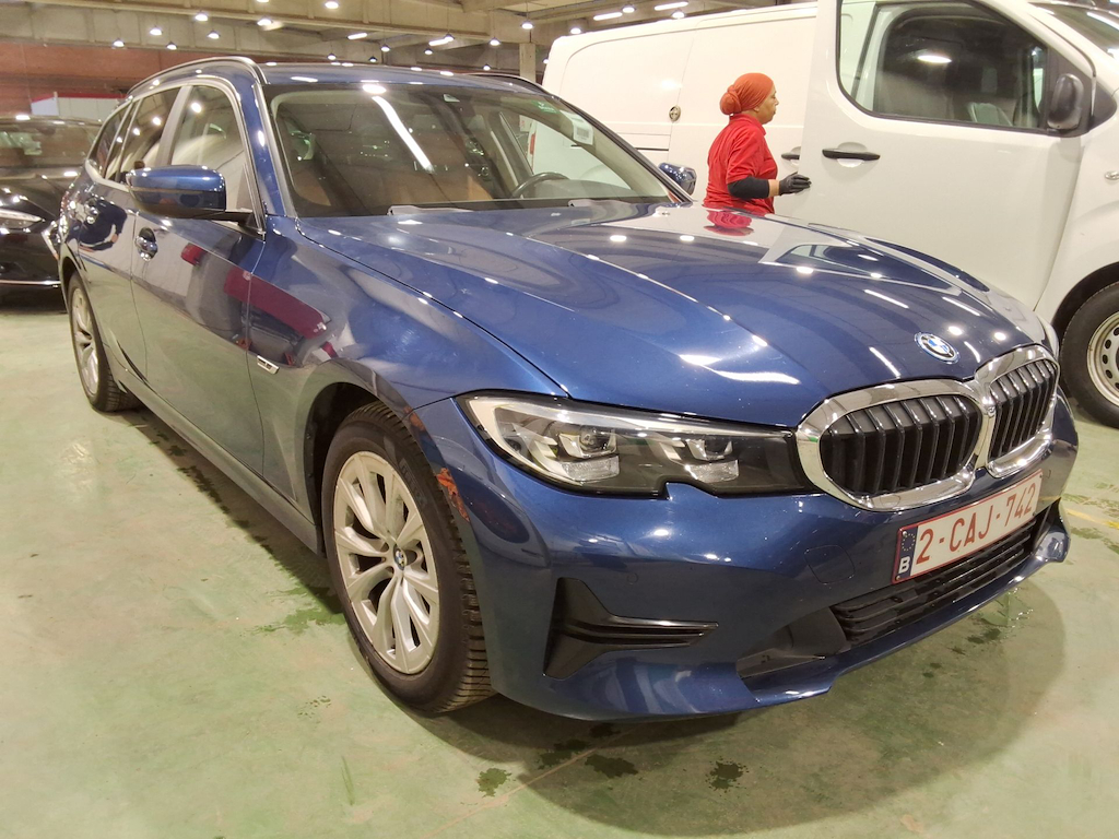 BMW 3 SERIES TOURING 2.0 320E TOURING photo