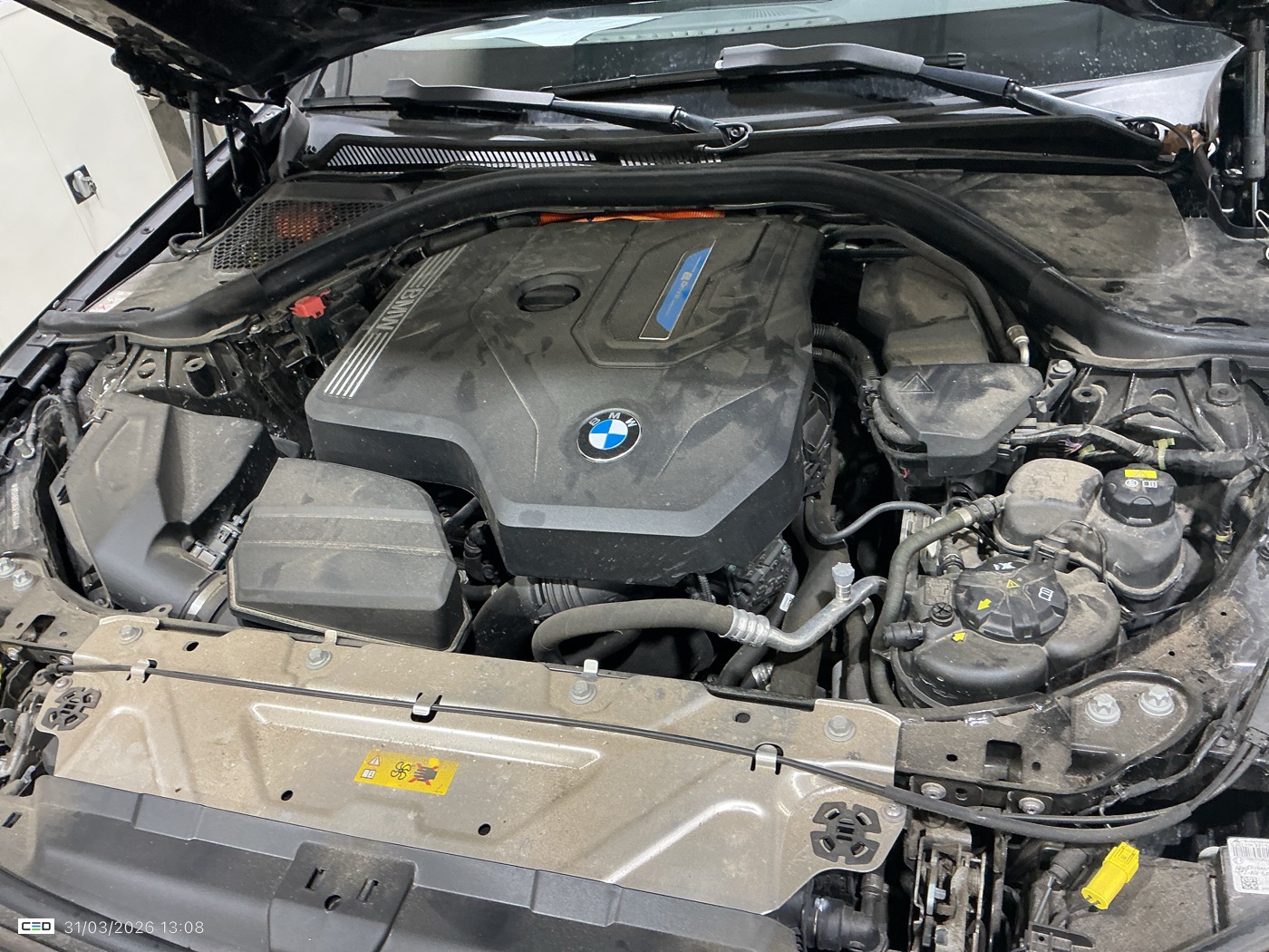 BMW 3 SERIES TOURING 2.0 320E TOURING photo