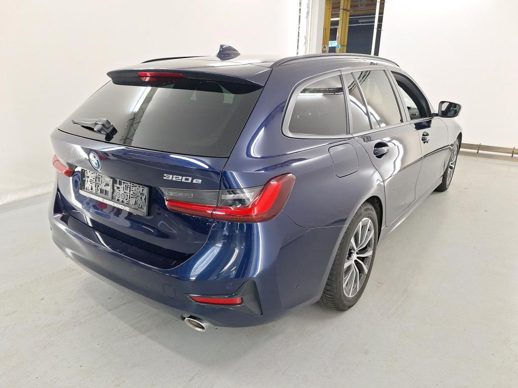BMW 3 SERIES TOURING 2.0 320E TOURING photo