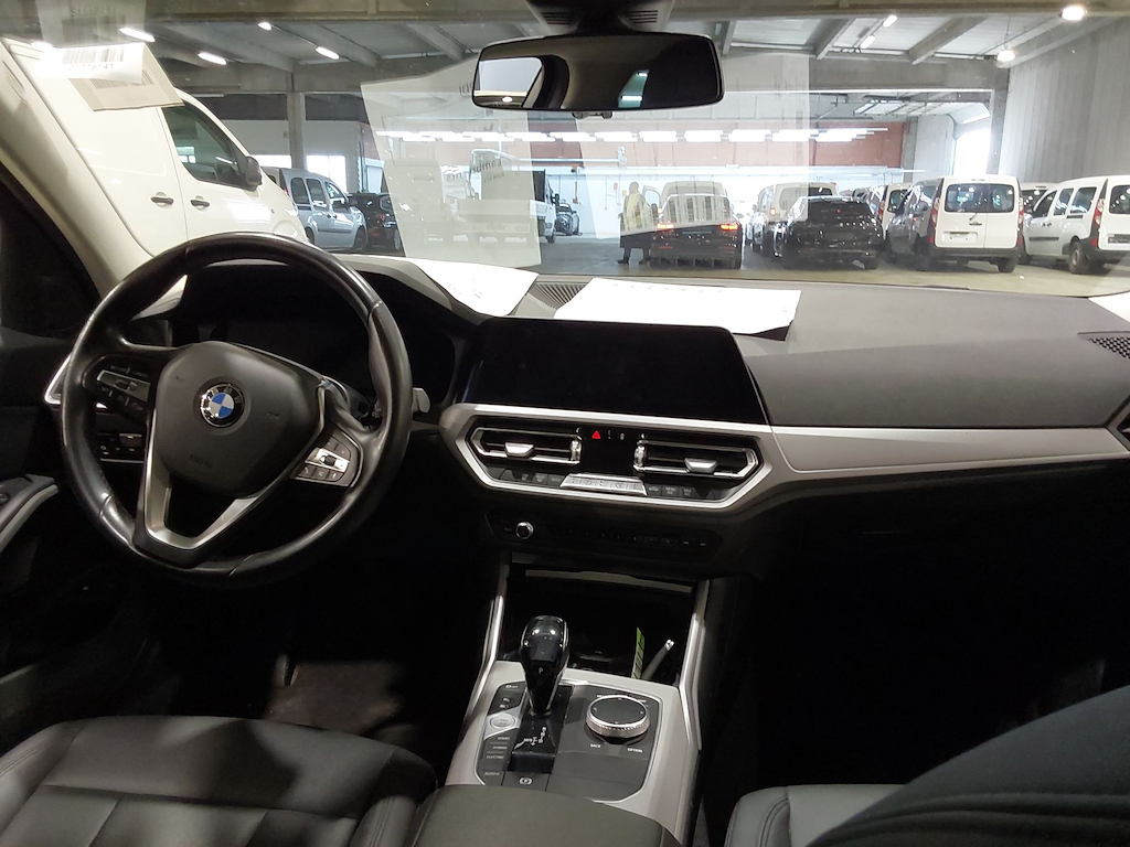 BMW 3 SERIES TOURING 2.0 330E (215KW) TOURING photo