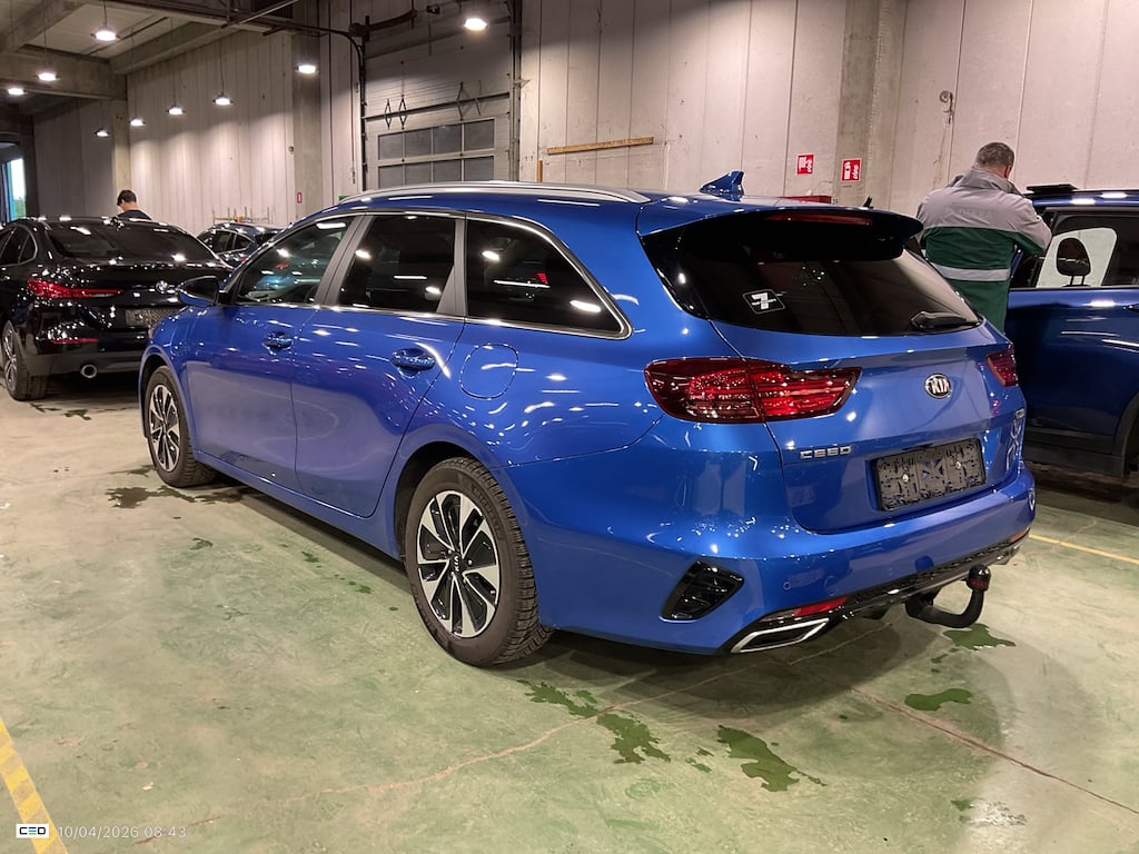 KIA Cee'd 1.6 GDI PHEV BUSINESS LINE DCT photo