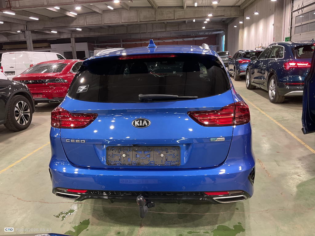 KIA Cee'd 1.6 GDI PHEV BUSINESS LINE DCT photo