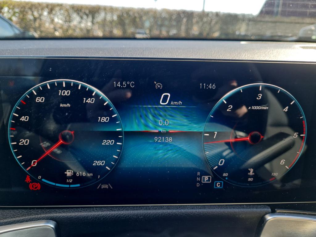 MERCEDES-BENZ GLB 2.0 GLB 180 D BUSINESS SOLUTION ESSENTIA