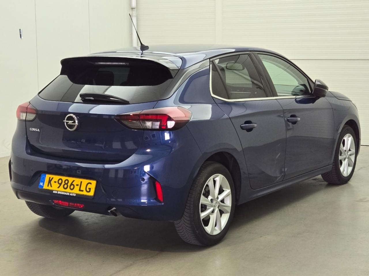 OPEL CORSA 1.2 Elegance photo