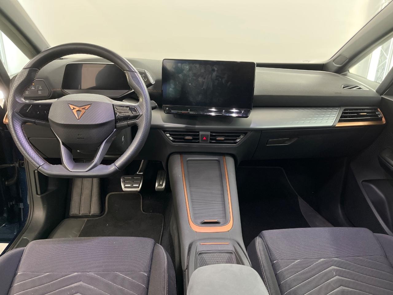 CUPRA Born Business 62 kWh photo