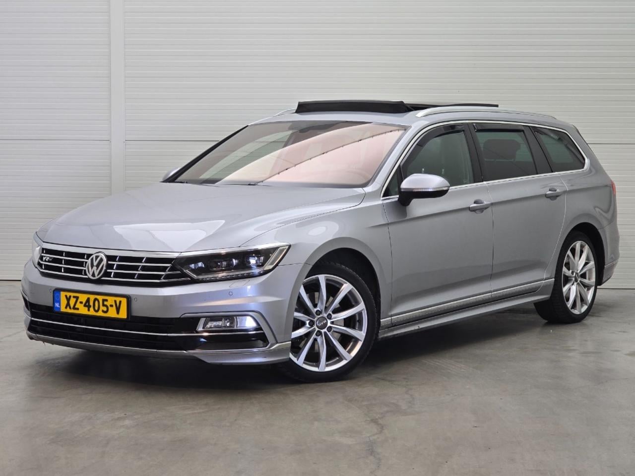 VOLKSWAGEN PASSAT VARIANT 1.5 TSI Highline Business R