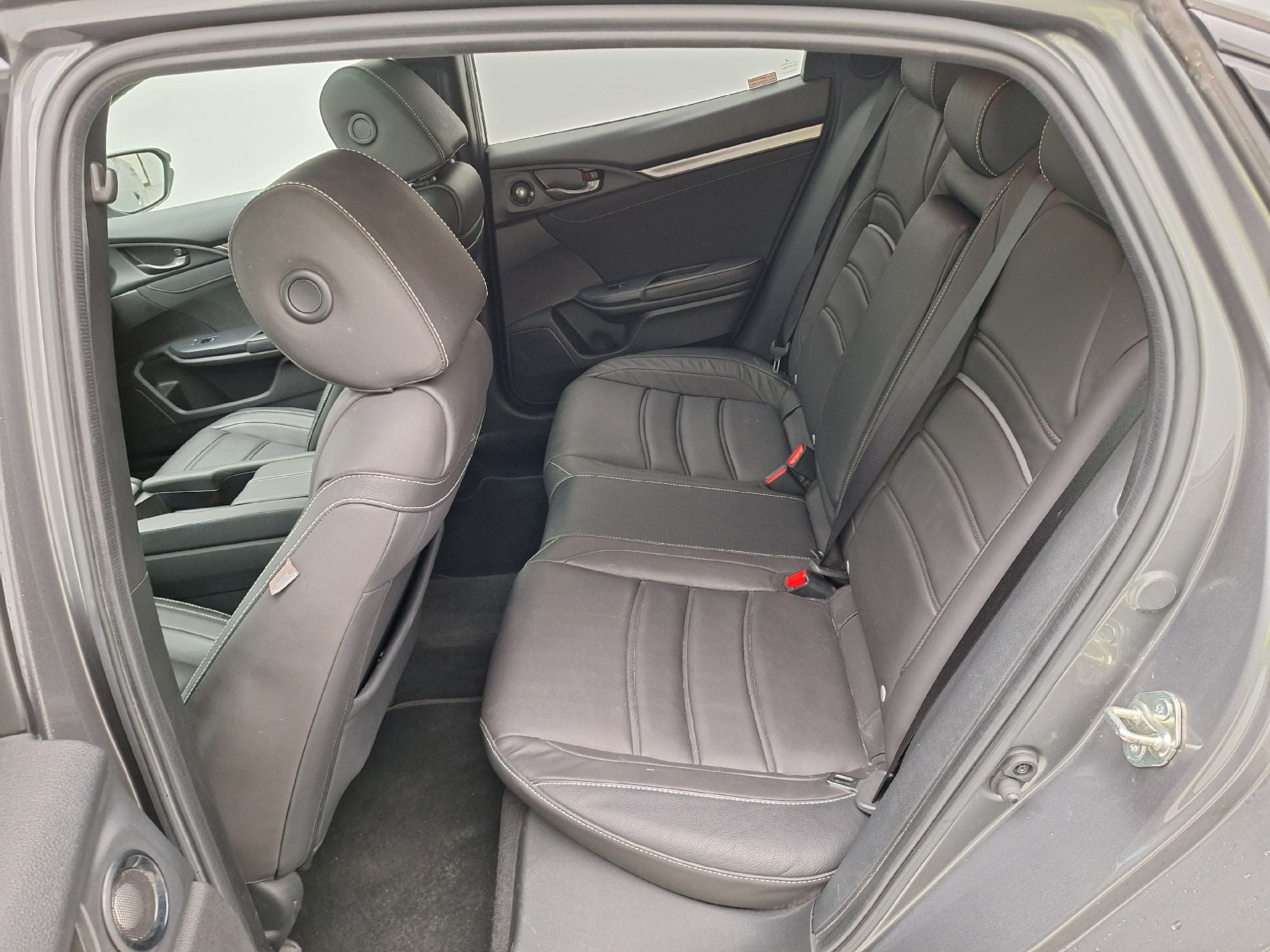 Honda, Civic 5d '17, Honda Civic 1.5 i-VTEC CVT Sport+ 5d photo