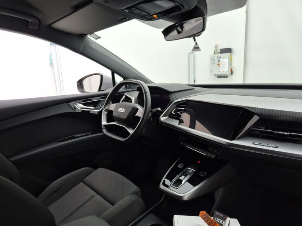 AUDI Q4 e-tron 40 L ed. Adv. 77 kWh photo