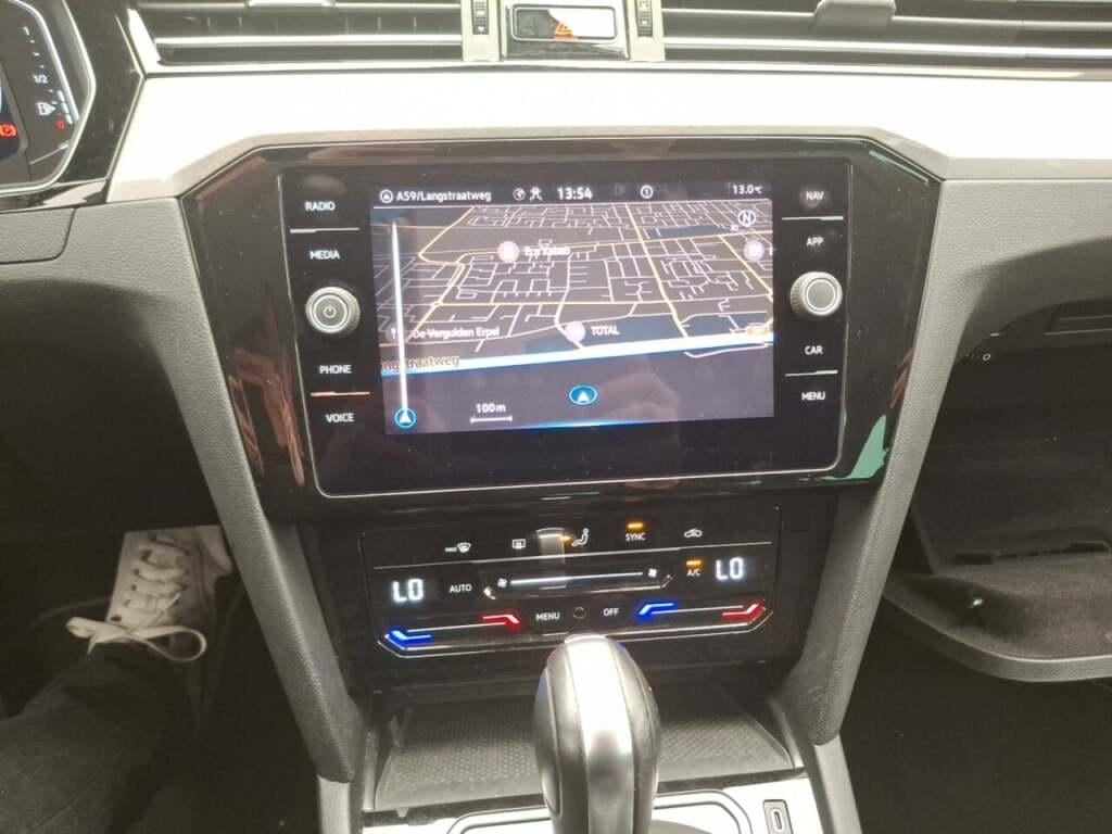 VOLKSWAGEN Passat Variant 1.5 TSI Business photo