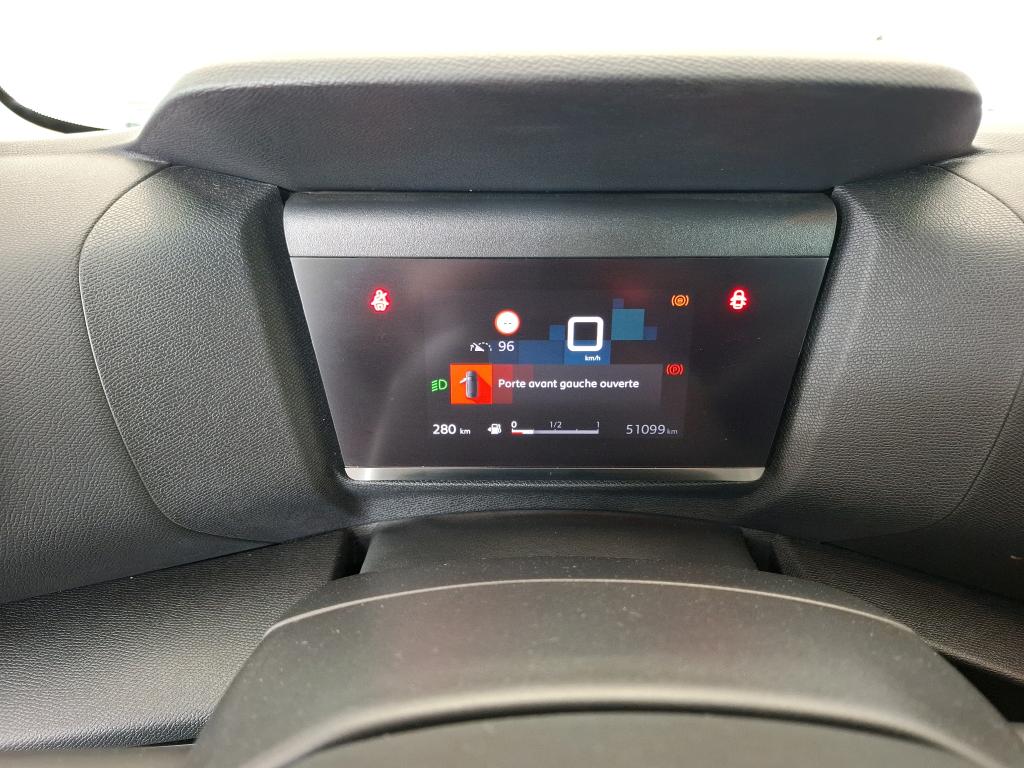 CITROEN C4 Société / 2021 / 5P / Berline BLUEHDI 110 S&S FEEL NAV BUSINESS R photo