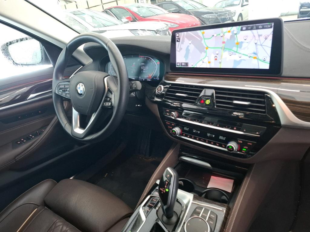 BMW Série 5 Touring 2020 5P Break 520i 184ch Luxury photo