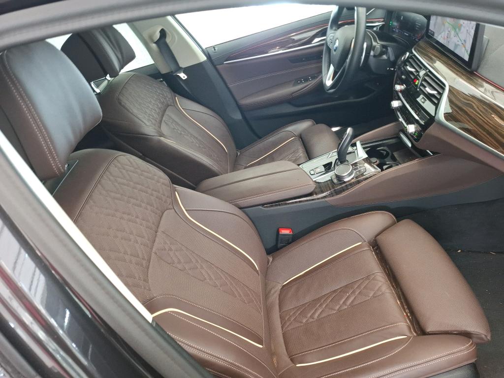 BMW Série 5 Touring 2020 5P Break 520i 184ch Luxury photo