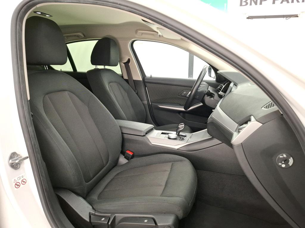 BMW Série 3 Berline / 2018 / 4P / Berline 320d 190ch Business Design BVA8 photo