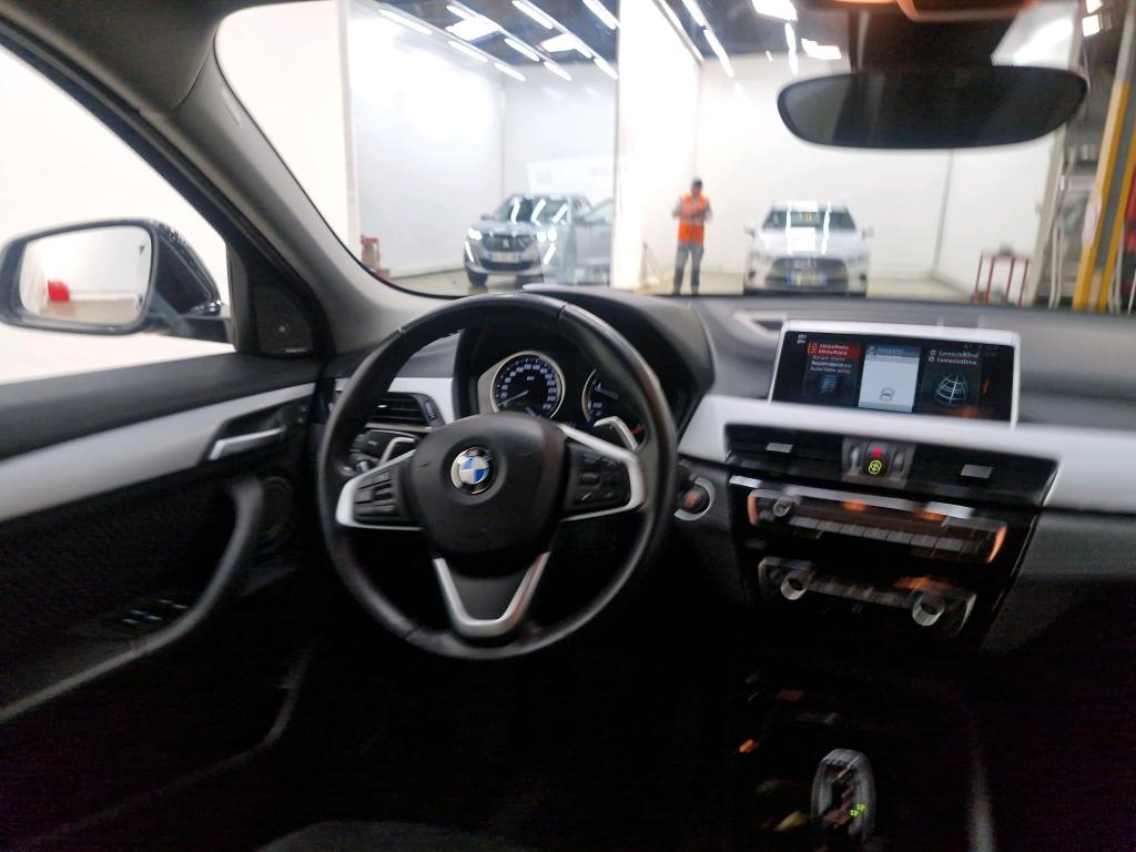 BMW X2  2017  5P  SUV sDrive18d Business Design BVA8 photo