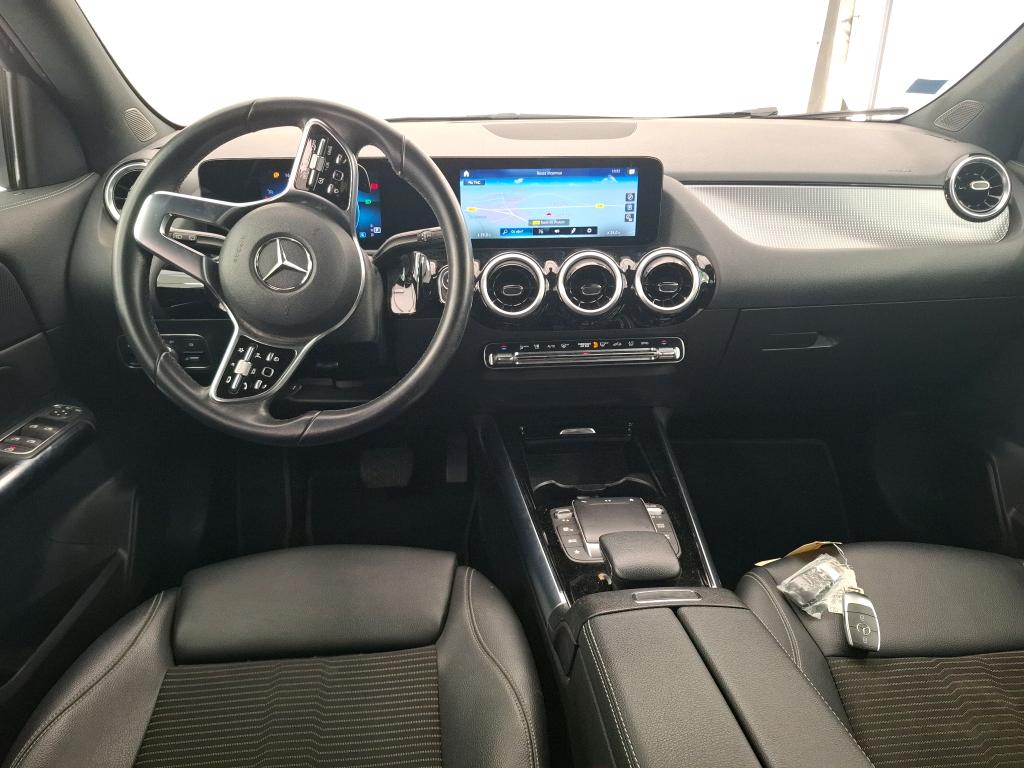 MERCEDES-BENZ GLA / 2020 / 5P / SUV 2.0 GLA 200 D BUSINESS LINE DCT photo