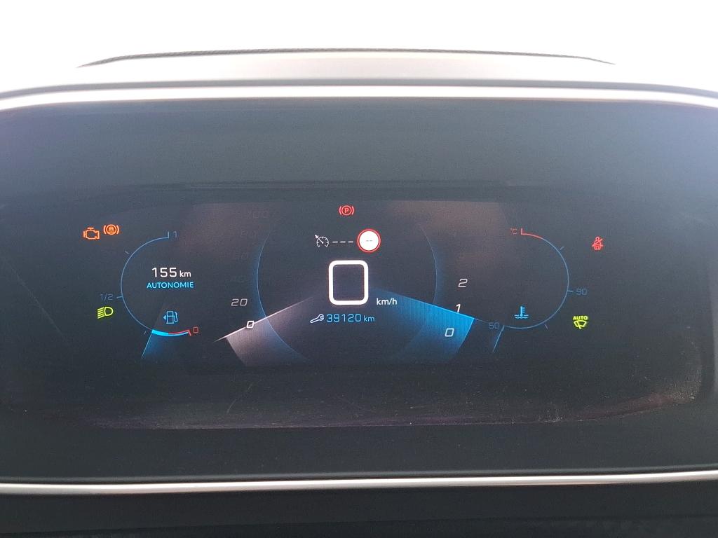 208 Allure Business 1.5 HDi 100CV BVM6 E6d photo