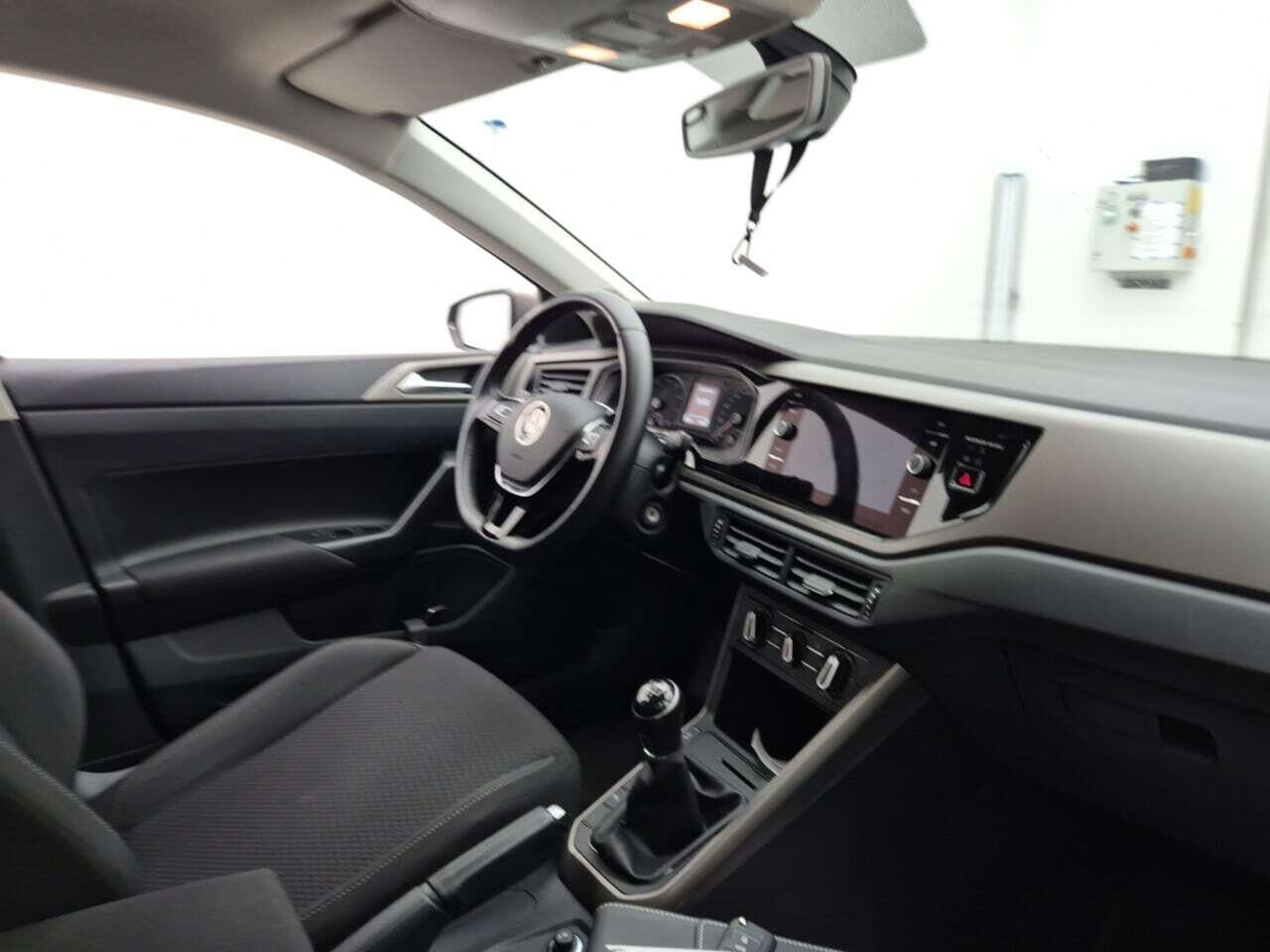 VOLKSWAGEN POLO 1.0 TSI Comfortline photo