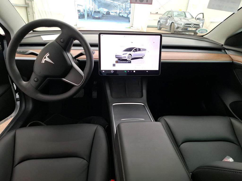 TESLA Model 3 / 2018 / 4P / Berline Propulsion photo