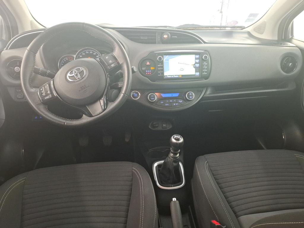TOYOTA Yaris / 2017 / 5P / Berline 110 VVT-i France Business photo