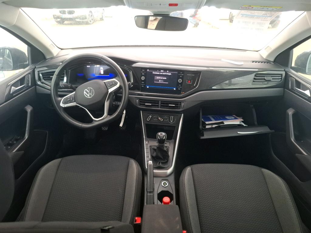 VOLKSWAGEN Polo / 2021 / 5P / Berline 1.0 TSI 95 Life Business photo