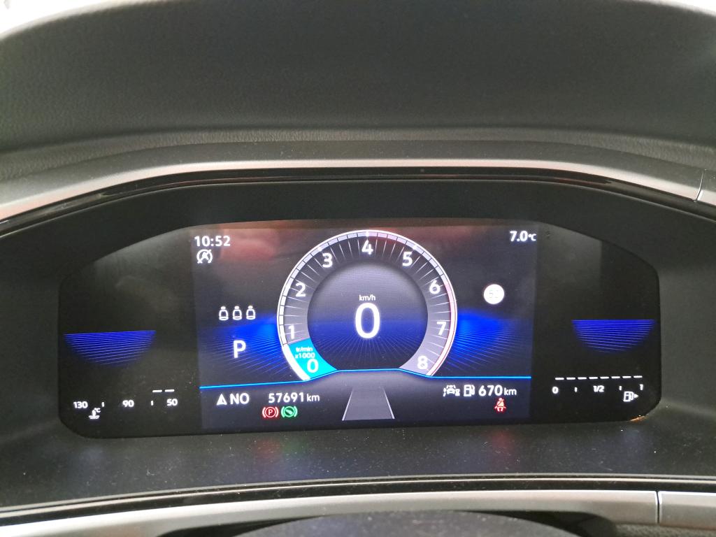 VOLKSWAGEN T-Roc / 2021 / 5P / SUV 1.5 TSI 150 EVO LIFE PLUS DSG7 photo