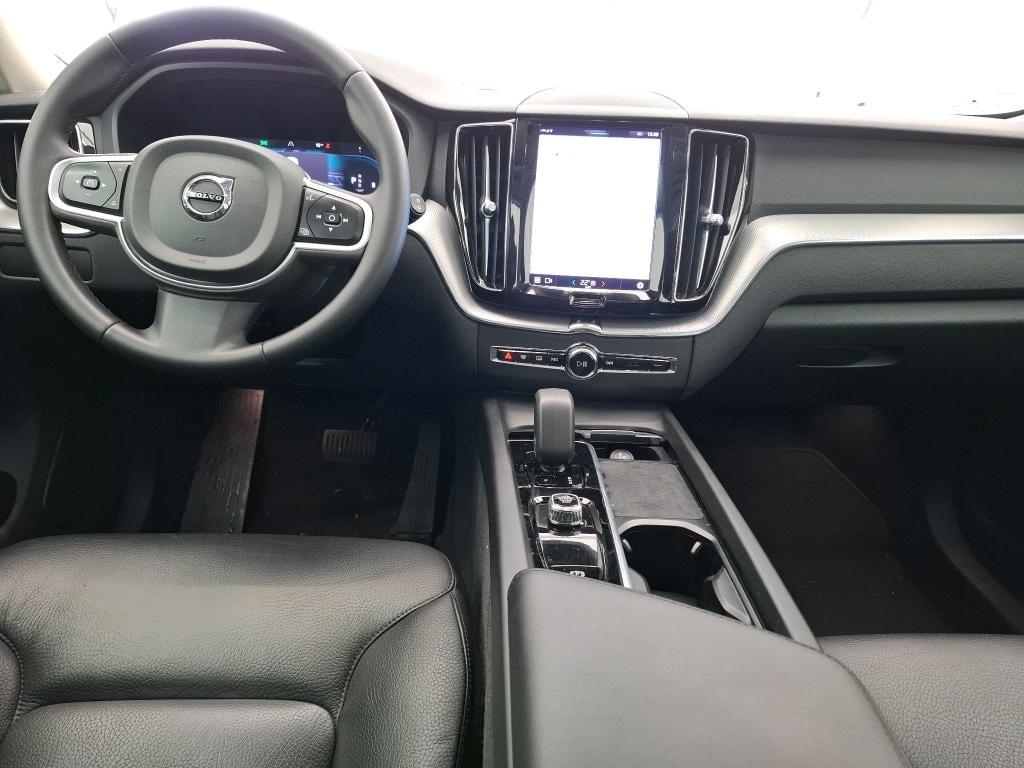 VOLVO XC60 / 2021 / 5P / SUV B4 197 Geartronic Start photo