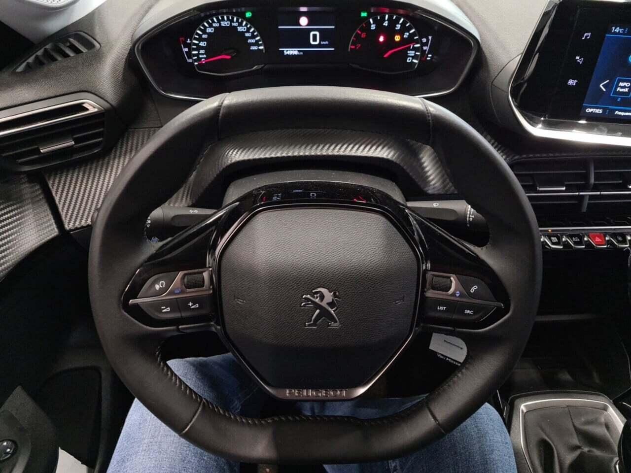 PEUGEOT 208 1.2 PureTech Active Pack photo