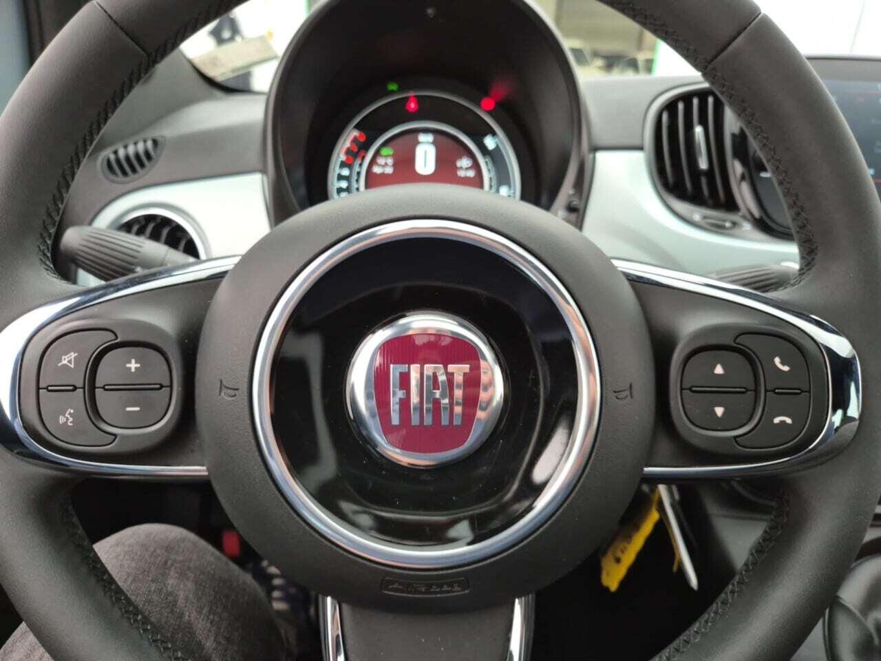 FIAT 500 1.0 Hybrid Dolcevita photo