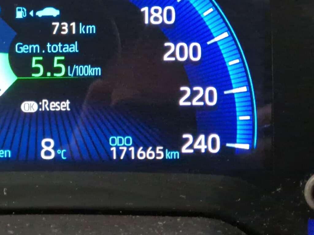 TOYOTA Corolla Touring Sports 1.8 Hybrid Business Intro AUT. photo