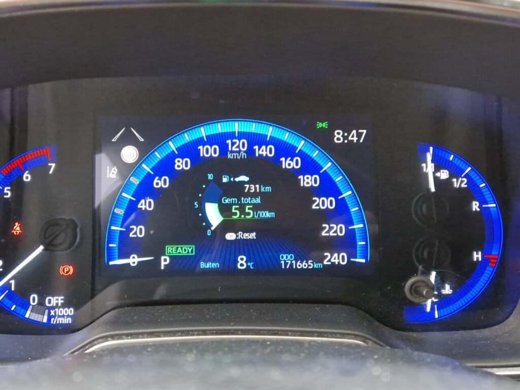 TOYOTA Corolla Touring Sports 1.8 Hybrid Business Intro AUT. photo