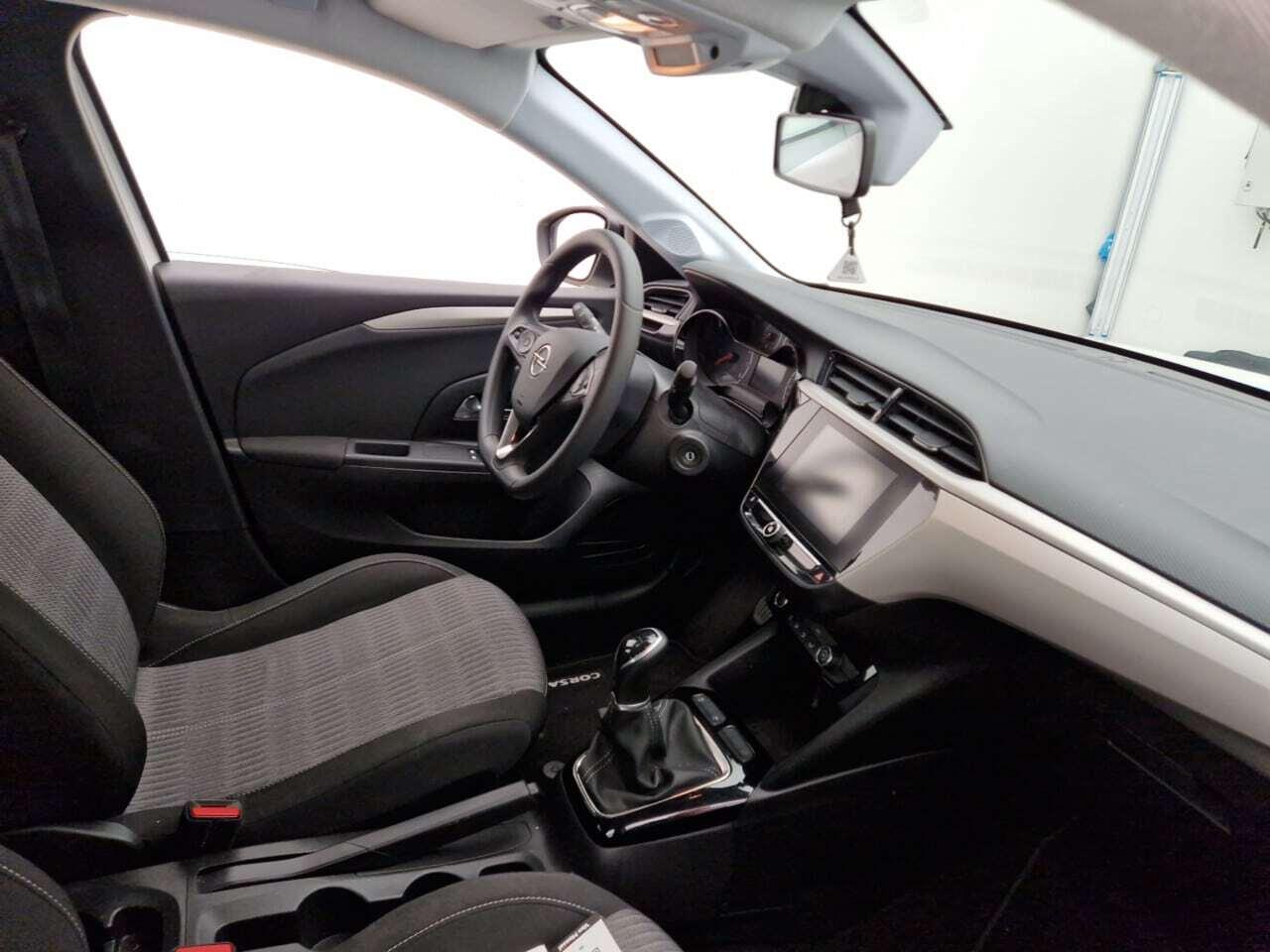 OPEL Corsa 1.2 Edition photo